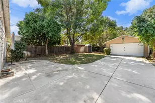 4390 Edgewood, Riverside, CA 92506 - Photo 22