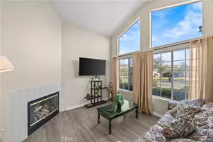 11031 Sierra Tree Ln, Riverside, CA 92505 - Photo 10