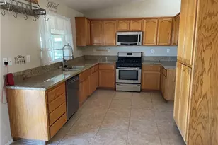 21150 Lone Eagle, Apple Valley, CA 92308 - Photo 2