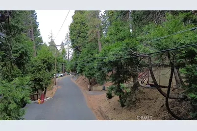 24397 Horst Drive, Crestline, CA 92325 - Photo 16