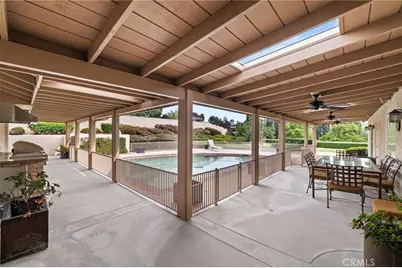 30587 Los Altos, Redlands, CA 92373 - Photo 2