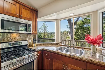 27391 Peninsula, Lake Arrowhead, CA 92352 - Photo 1