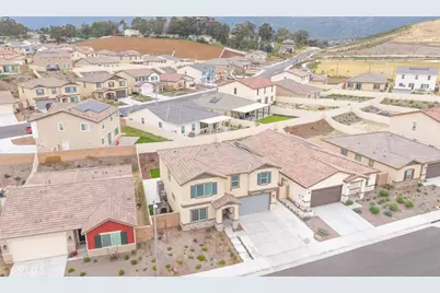 4836 Sicily Drive, Lake Elsinore, CA 92530 - Photo 28