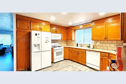 28799 Via Playa Del Rey, Murrieta, CA 92563 - Photo 8