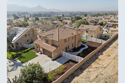 294 Kieswetter, Colton, CA 92324 - Photo 38