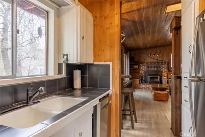 746 Villa Grove Avenue, Big Bear City, CA 92314 - Photo 32