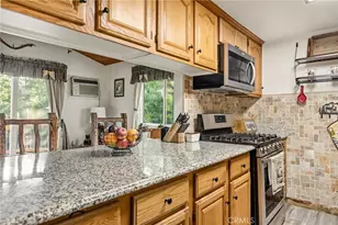 23730 Scenic, Crestline, CA 92325 - Photo 10