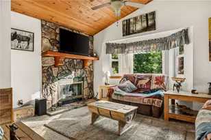 23730 Scenic, Crestline, CA 92325 - Photo 2