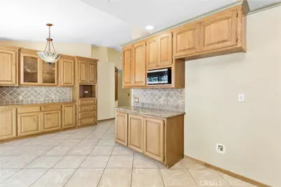 5695 N Yosemite, San Bernardino, CA 92407 - Photo 14