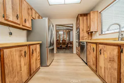 1550 Rimpau #13, Corona, CA 92881 - Photo 10