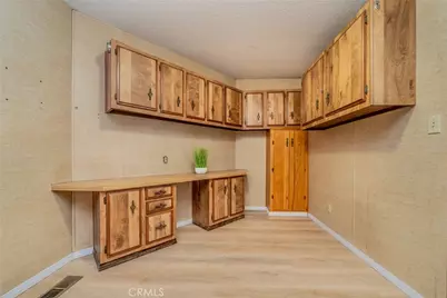 1550 Rimpau #13, Corona, CA 92881 - Photo 18