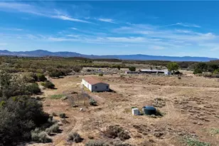 36650 Bautista Rd, Anza, CA 92539 - Photo 16
