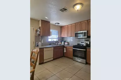 7784 Drummond, Highland, CA 92346 - Photo 4