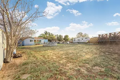 17860 Taylor Avenue, Bloomington, CA 92316 - Photo 38