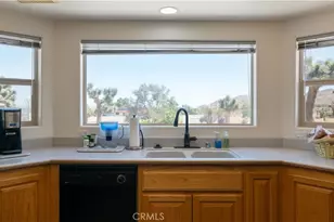 8920 Del Monte Ave, Yucca Valley, CA 92284 - Photo 12