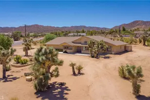 8920 Del Monte Ave, Yucca Valley, CA 92284 - Photo 4