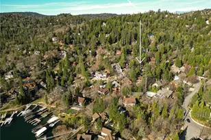 27538 W Shore Rd, Lake Arrowhead, CA 92352 - Photo 4