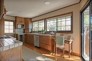 27538 W Shore Rd, Lake Arrowhead, CA 92352 - Photo 8