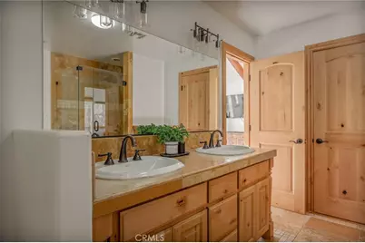 27539 W Shore, Lake Arrowhead, CA 92352 - Photo 16