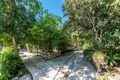 24066 Prado, Colton, CA 92324 - Photo 8