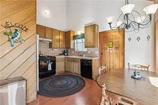 175 Massive, Lake Arrowhead, CA 92317 - Photo 14