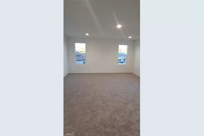 223 Oakton Court, Hemet, CA 92543 - Photo 4