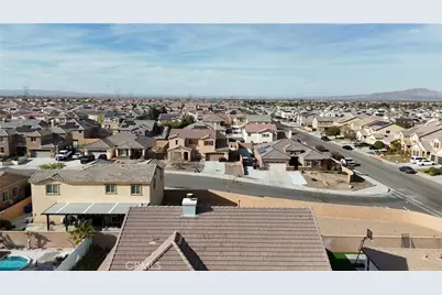 12476 Domingo, Victorville, CA 92392 - Photo 54