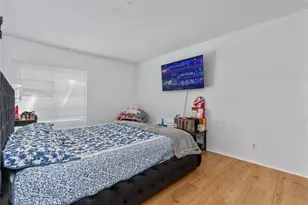 1001 W Stevens Ave, Santa Ana, CA 92707 - Photo 14