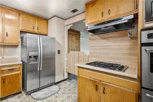 450 W Cromwell, Rialto, CA 92376 - Photo 12