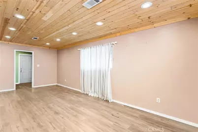 450 W Cromwell, Rialto, CA 92376 - Photo 14