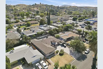 25021 Daisy, Loma Linda, CA 92354 - Photo 2