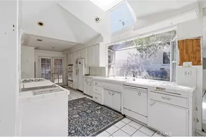 25021 Daisy, Loma Linda, CA 92354 - Photo 20