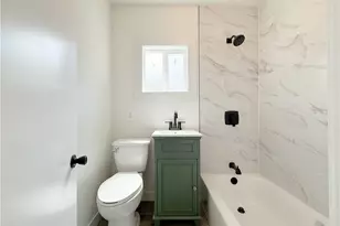 10346 Kalmia St, Los Angeles, CA 90002 - Photo 12