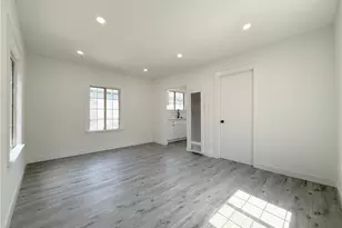 10346 Kalmia St, Los Angeles, CA 90002 - Photo 6