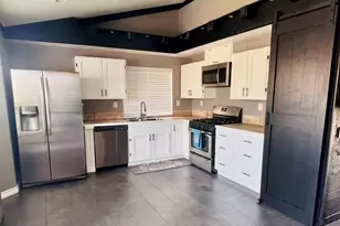16251 Abedul, Moreno Valley, CA 92551 - Photo 8
