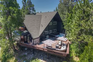 27558 W Shore Rd, Lake Arrowhead, CA 92352 - Photo 4