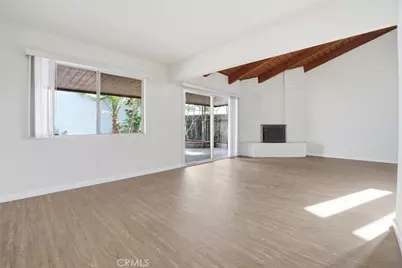 2011 W Katella, Anaheim, CA 92804 - Photo 6