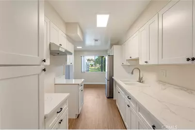 2011 W Katella, Anaheim, CA 92804 - Photo 12