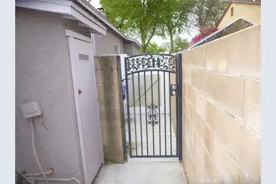 1747 Valencia Avenue, San Bernardino, CA 92404 - Photo 22