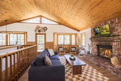 42672 Juniper Drive, Big Bear Lake, CA 92315 - Photo 4