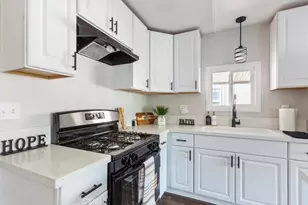 9080 Bloomfield Ave, Cypress, CA 90630 - Photo 14