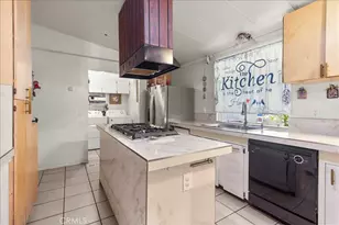 9080 Bloomfield Ave, Cypress, CA 90630 - Photo 12