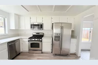 24856 Sunday, Moreno Valley, CA 92557 - Photo 8