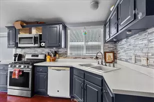 9080 Bloomfield, Cypress, CA 90630 - Photo 28