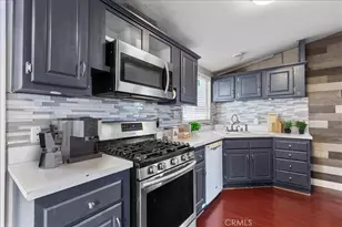 9080 Bloomfield, Cypress, CA 90630 - Photo 10