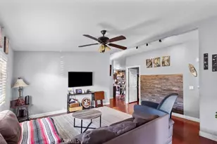 9080 Bloomfield, Cypress, CA 90630 - Photo 4