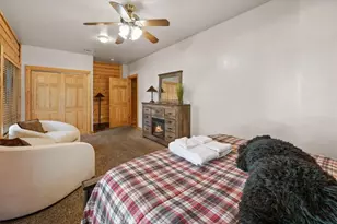 42133 Brownie, Big Bear Lake, CA 92315 - Photo 36