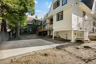 230 Hemlock Dr, Lake Arrowhead, CA 92352 - Photo 42