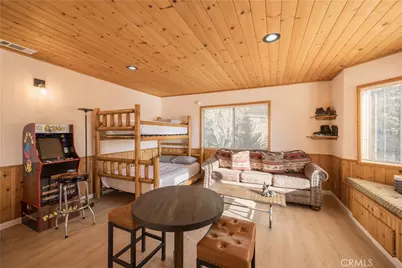 43911 Yosemite Drive, Big Bear Lake, CA 92315 - Photo 26