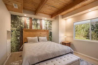 43911 Yosemite Drive, Big Bear Lake, CA 92315 - Photo 32